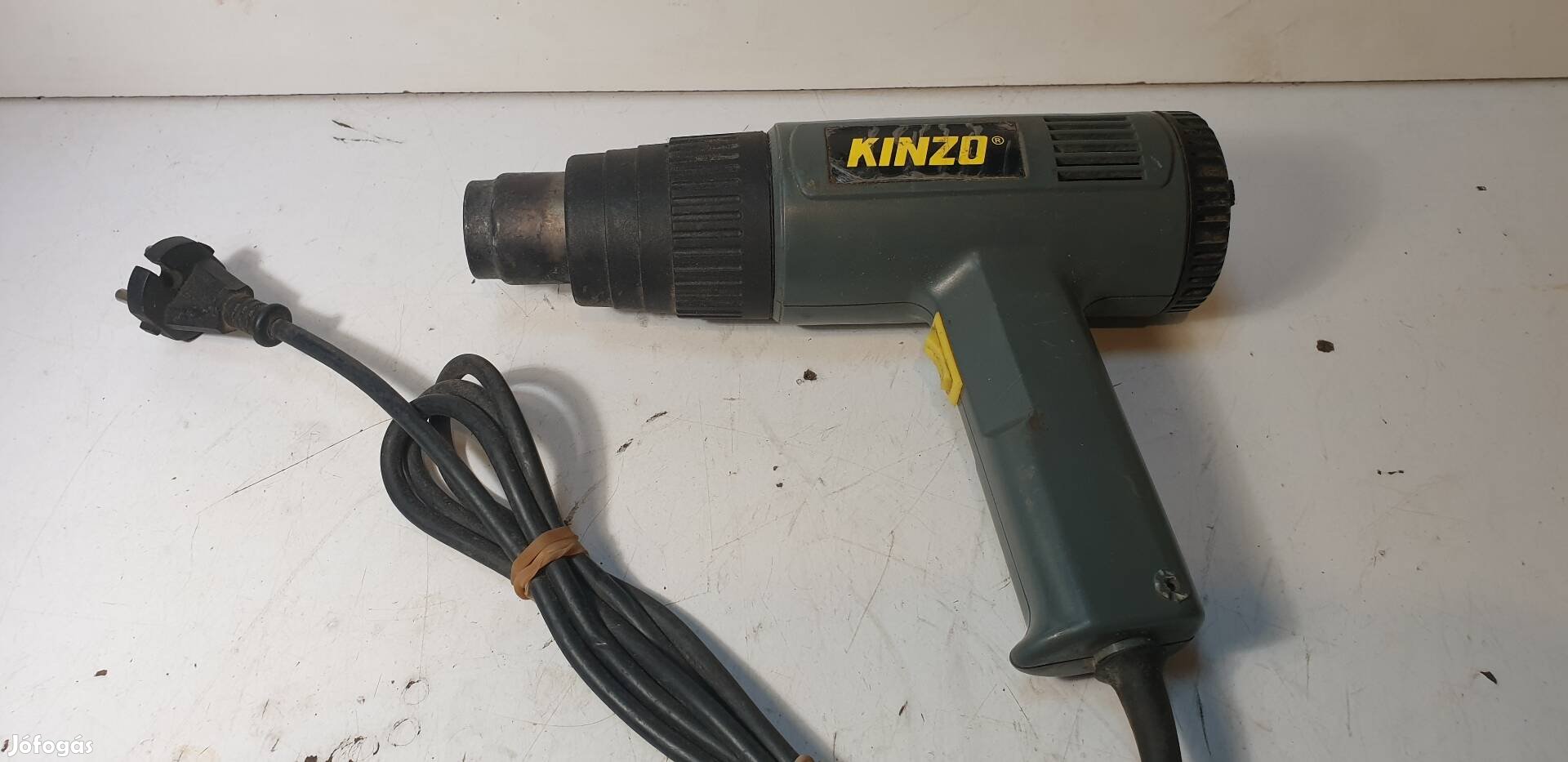 Kinzo 2000W-os hőlégfújó 