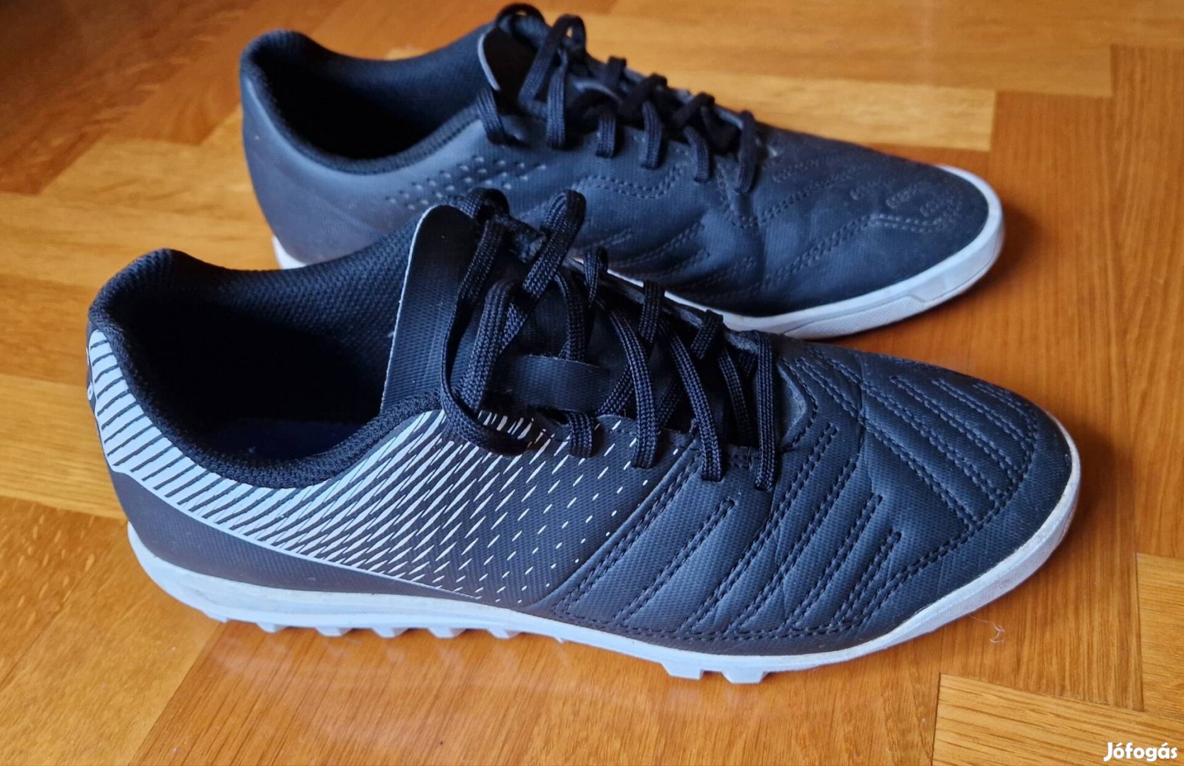 Kipsta Focicipő Decathlon 40es
