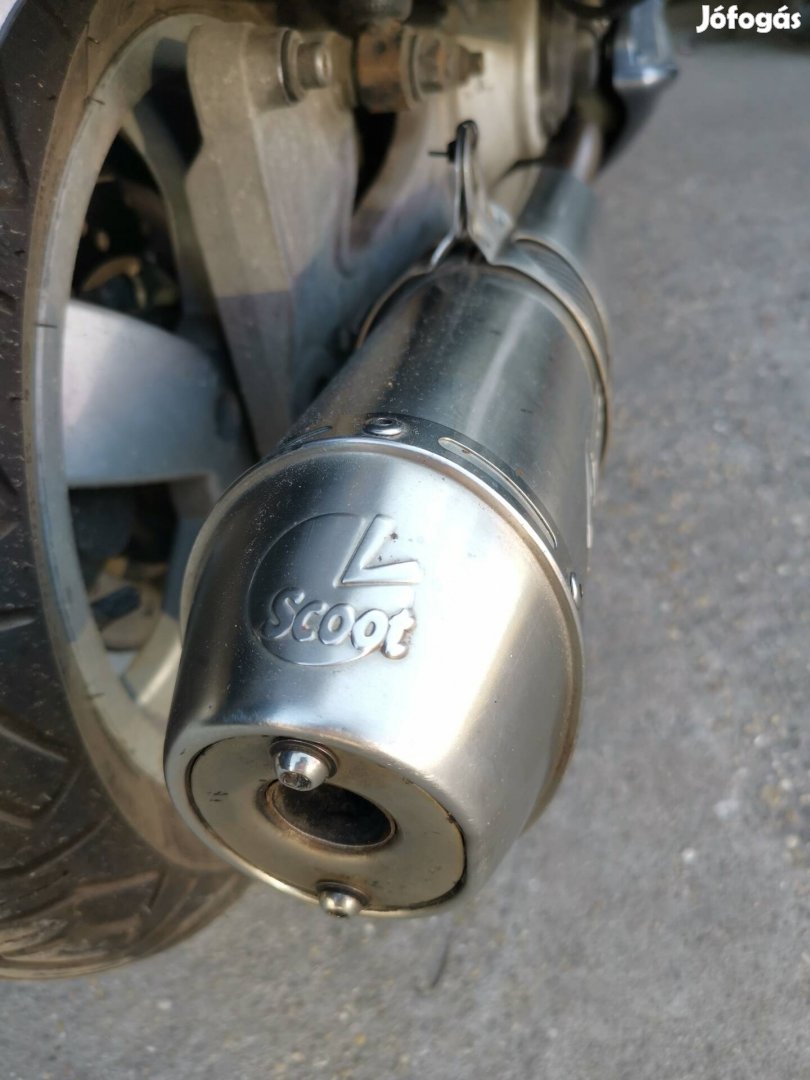 Kipufogó Leo Vince 4Road. Vespa