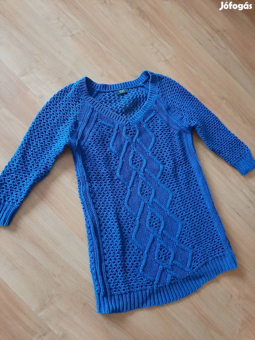 Királykék kötött pulcsi