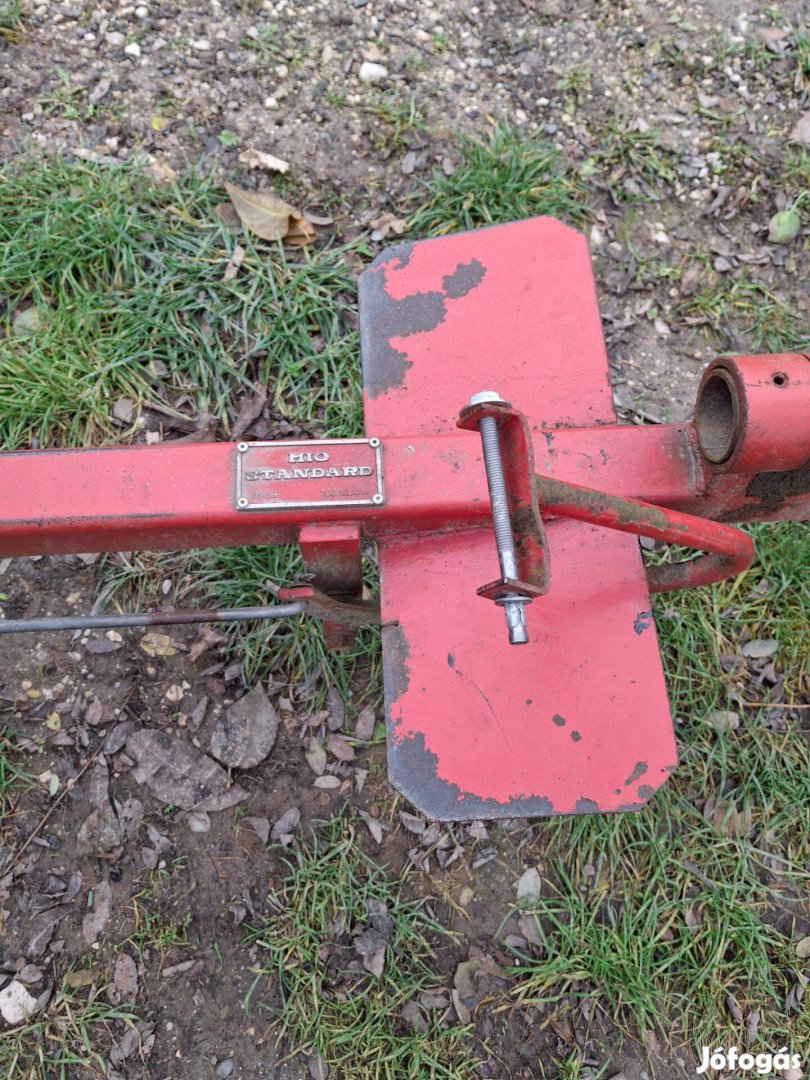 Kis Traktor Futóval