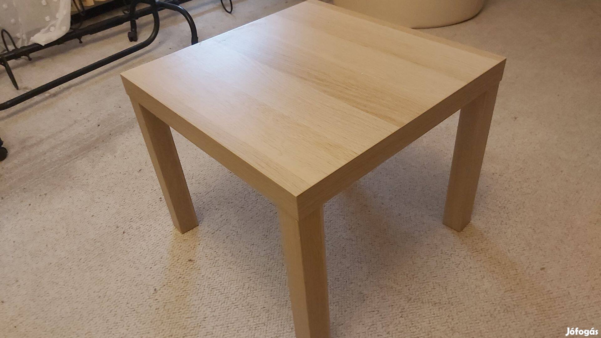 Kis asztalka eladó