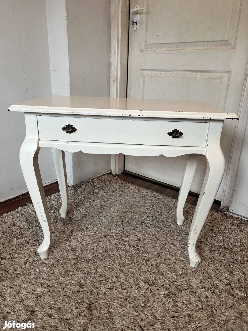 Kis barokk fa adztalka 70x40/60 eladó bp.17. Ker