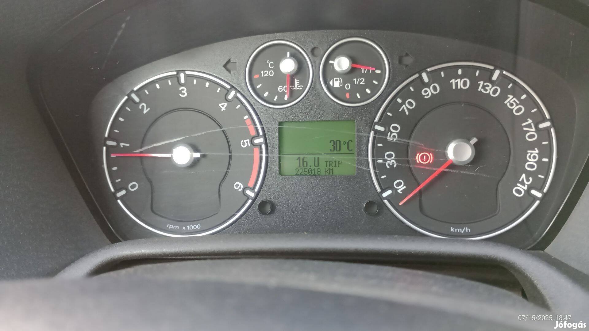 Kis családi autó