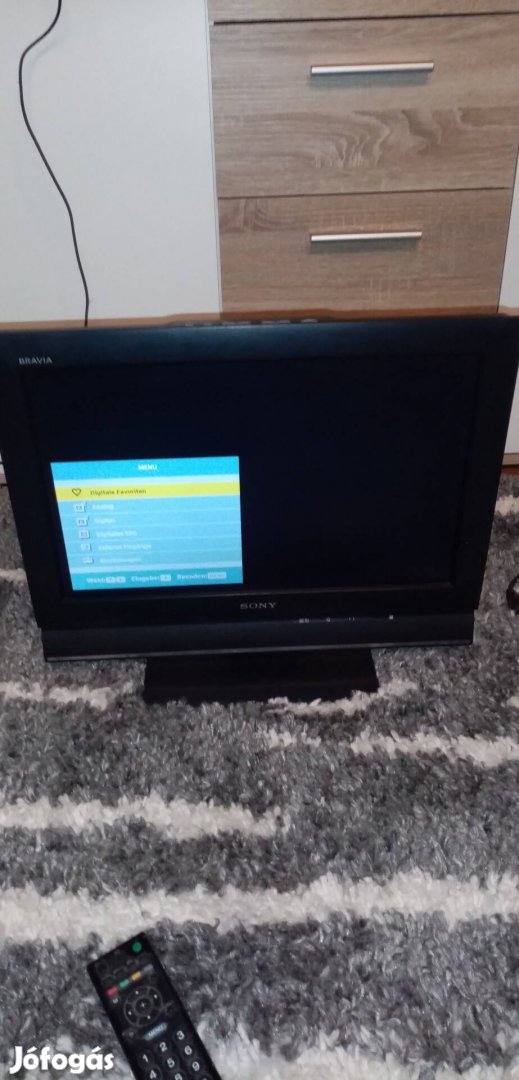Kis képernyős 48cm es tv eladó! 