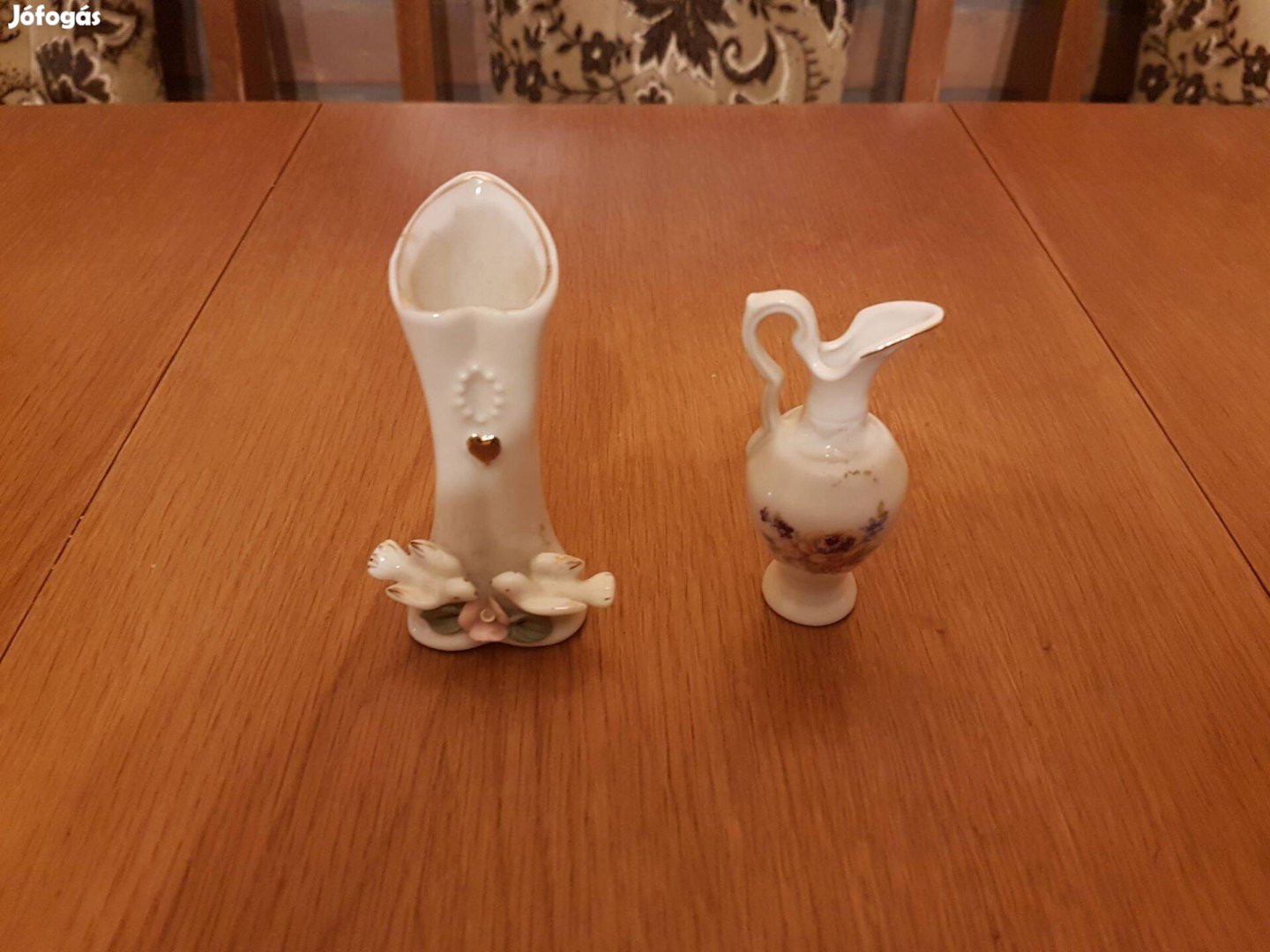 Kis méretű porcelán/kerámia vázák, díszek