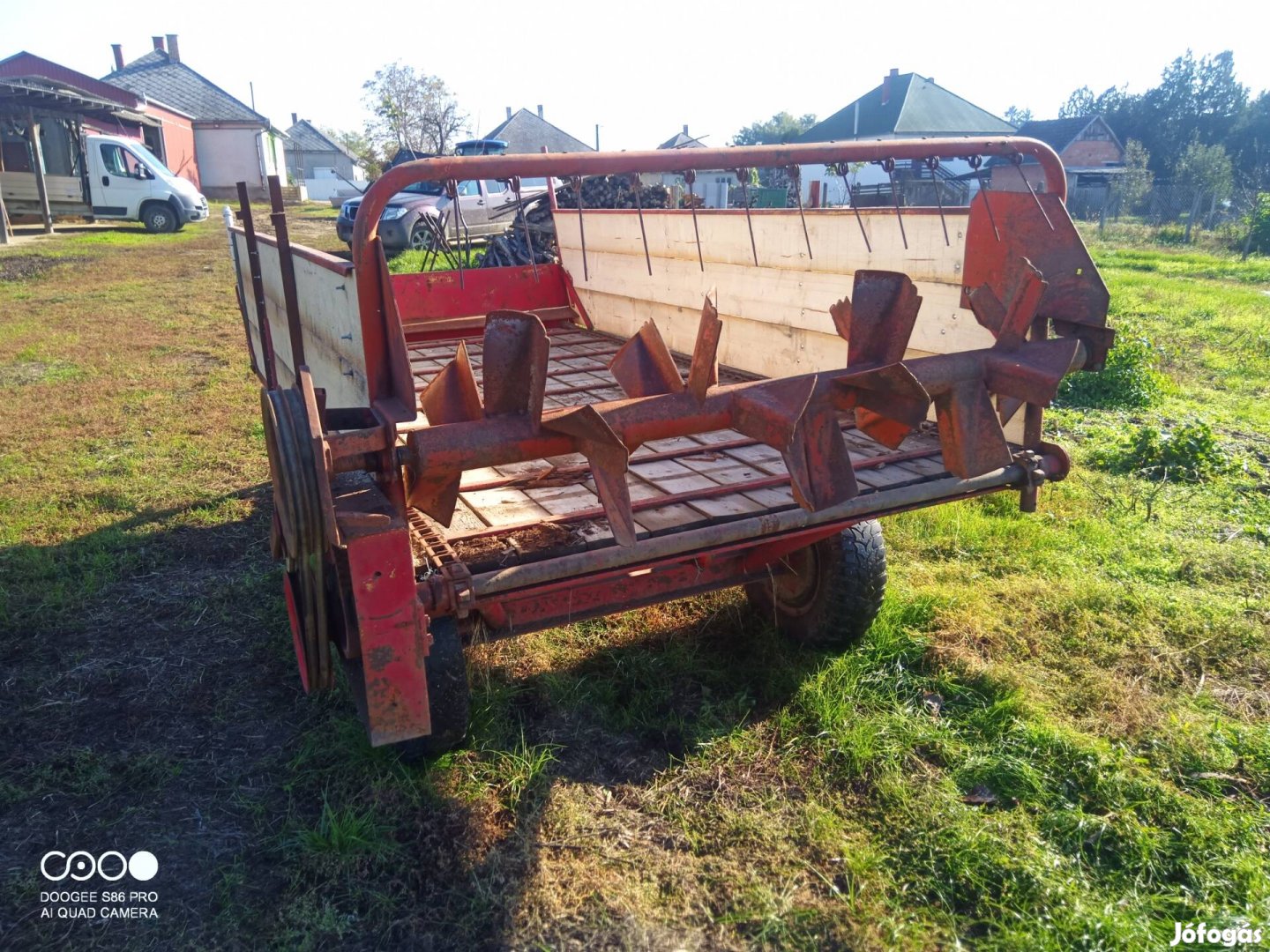 Kis trágyaszóró eladó