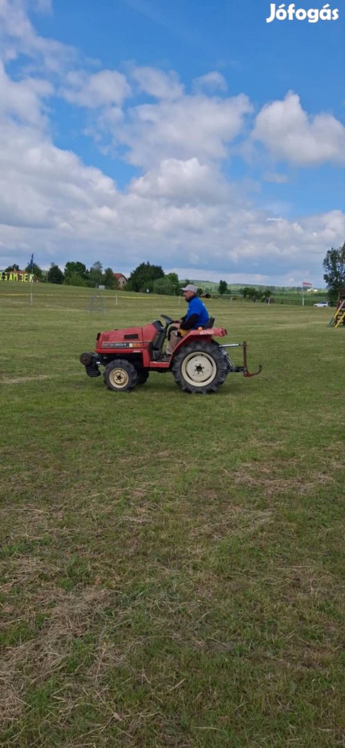 Kis traktor 