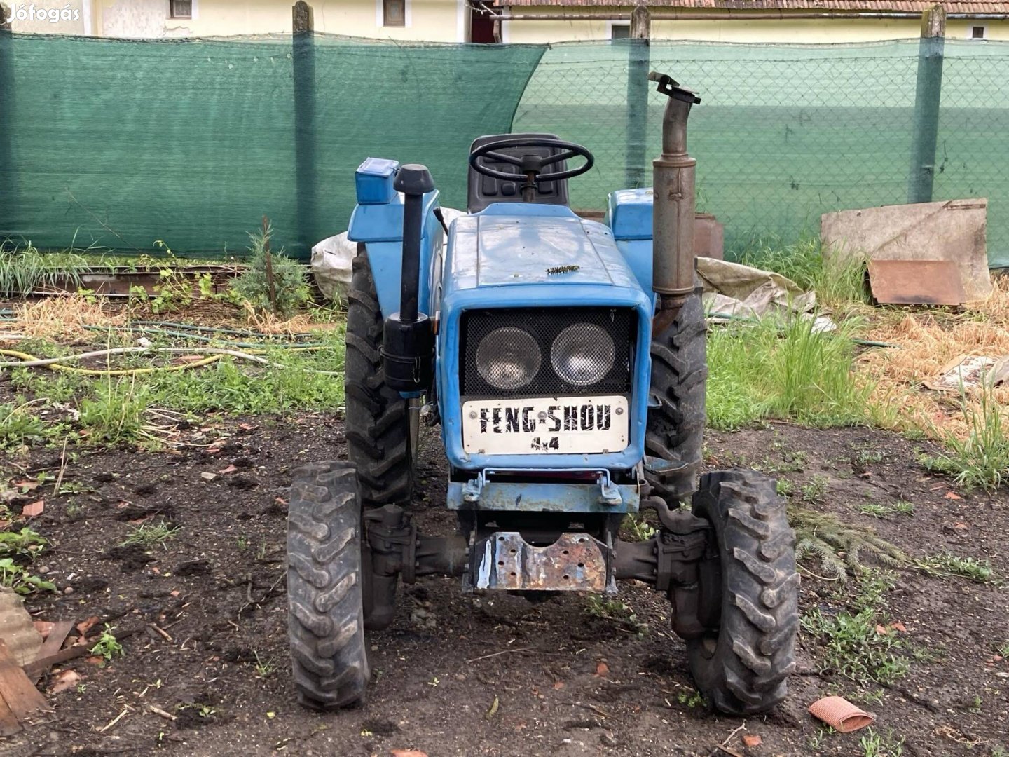 Kis traktor feng shou 25 
