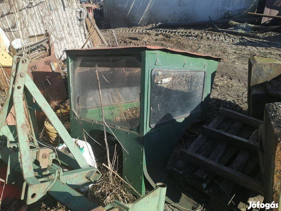 Kis traktor fülke Zetor vagy más traktorra