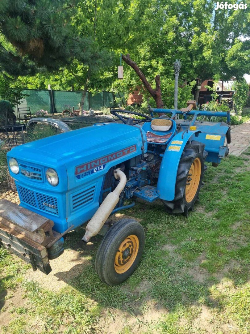 Kis traktor kis kertekhez, tökéletes állapotú eladó