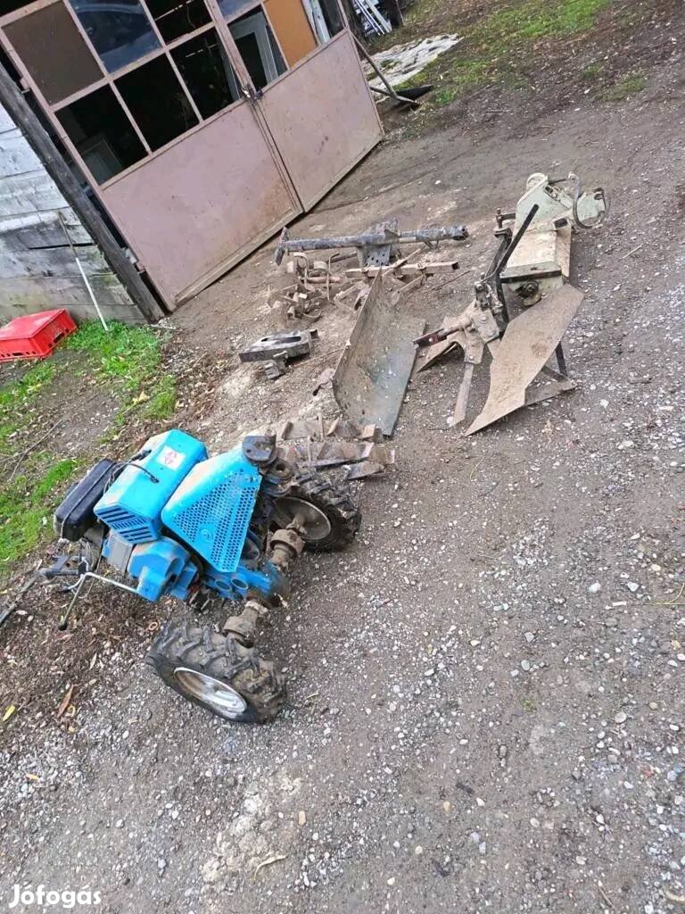 Kis traktor simson motoros