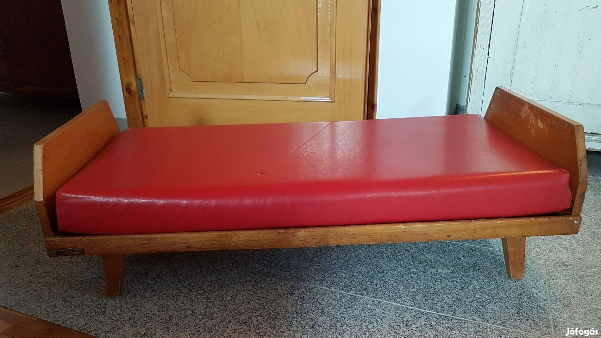 Kiságy 110x50 gyerekágy favázas gyerek ágy