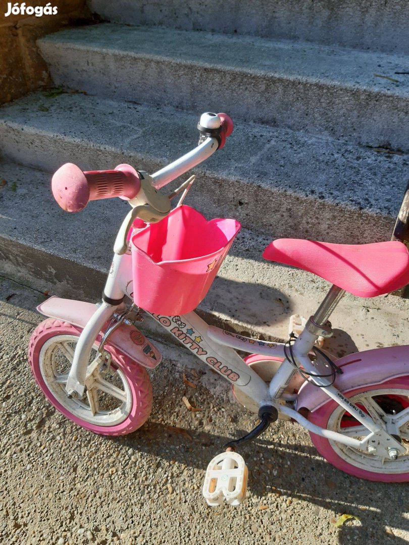 Kisbicikli 3-4 éves körüli gyermekeknek