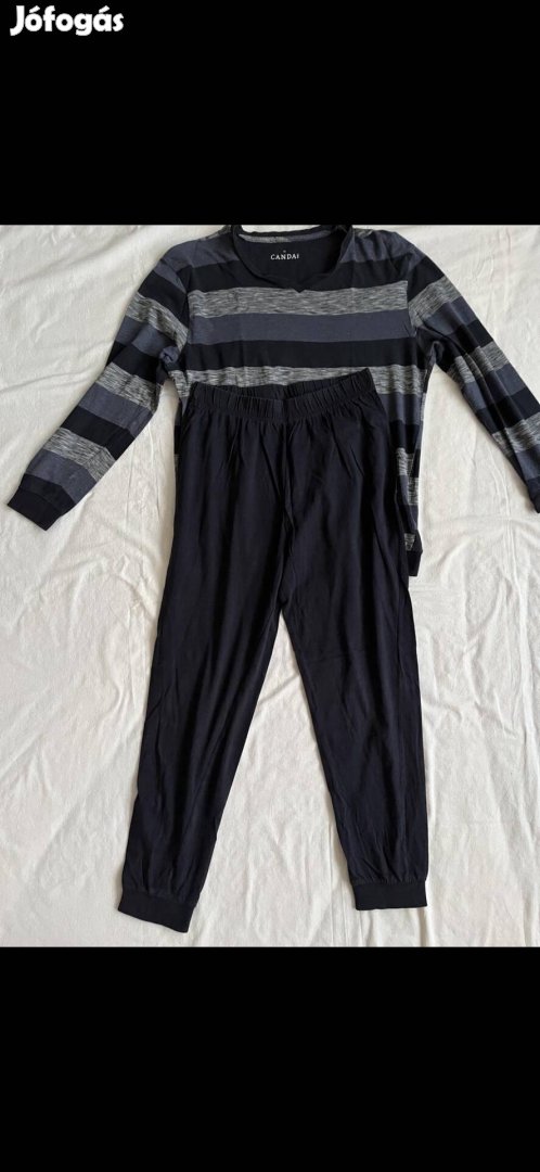 Kisfiú pizsama M-es, sötét, CA