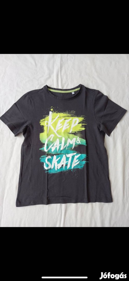 Kisfiú póló (146-152-es, Keep & Calm Skate, sötét, C&A)