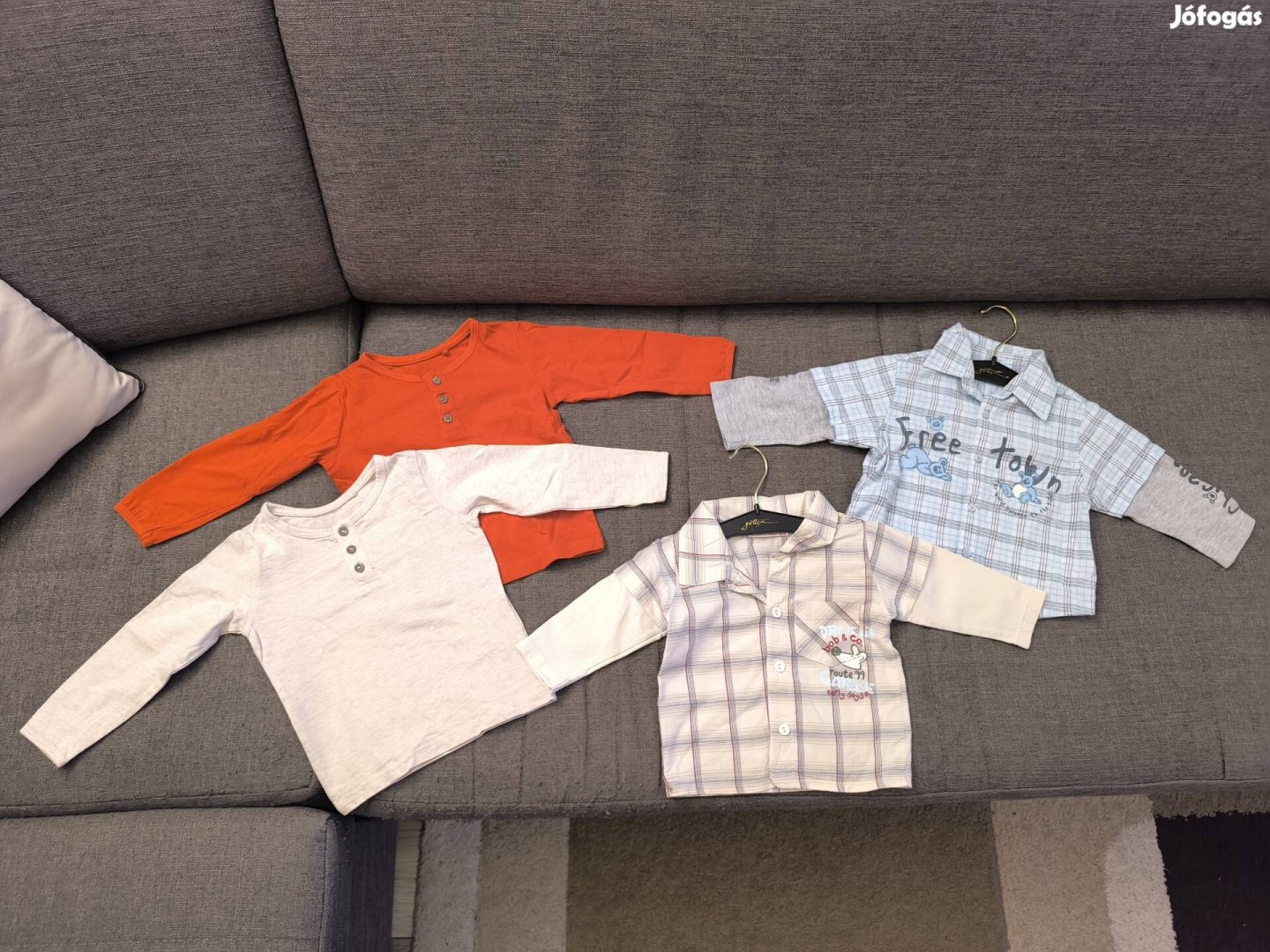 Kisfiú ruhák eladók többféle méretben, csomagban is!