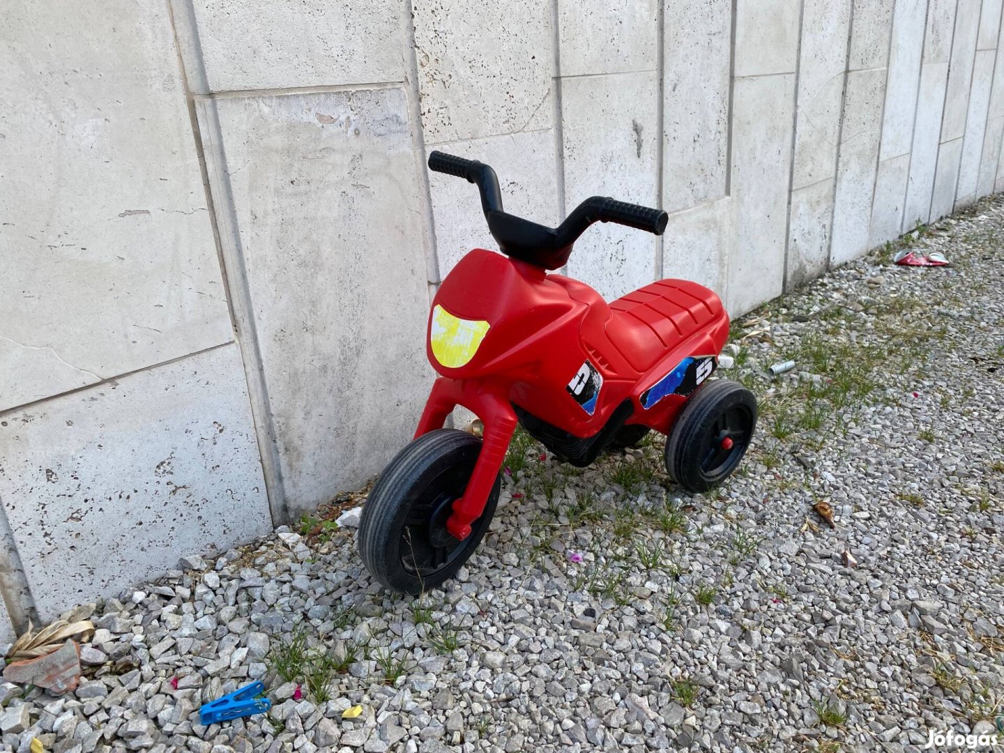 Kisgyerek futómotor eladó