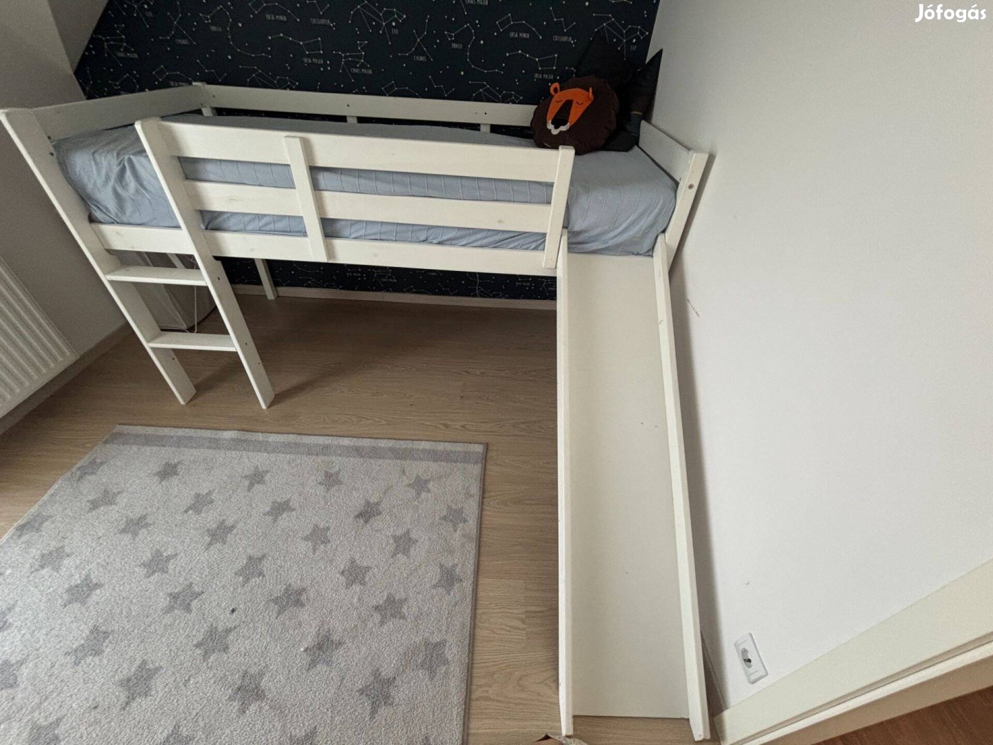 Kisgyermek emeletes ágy
