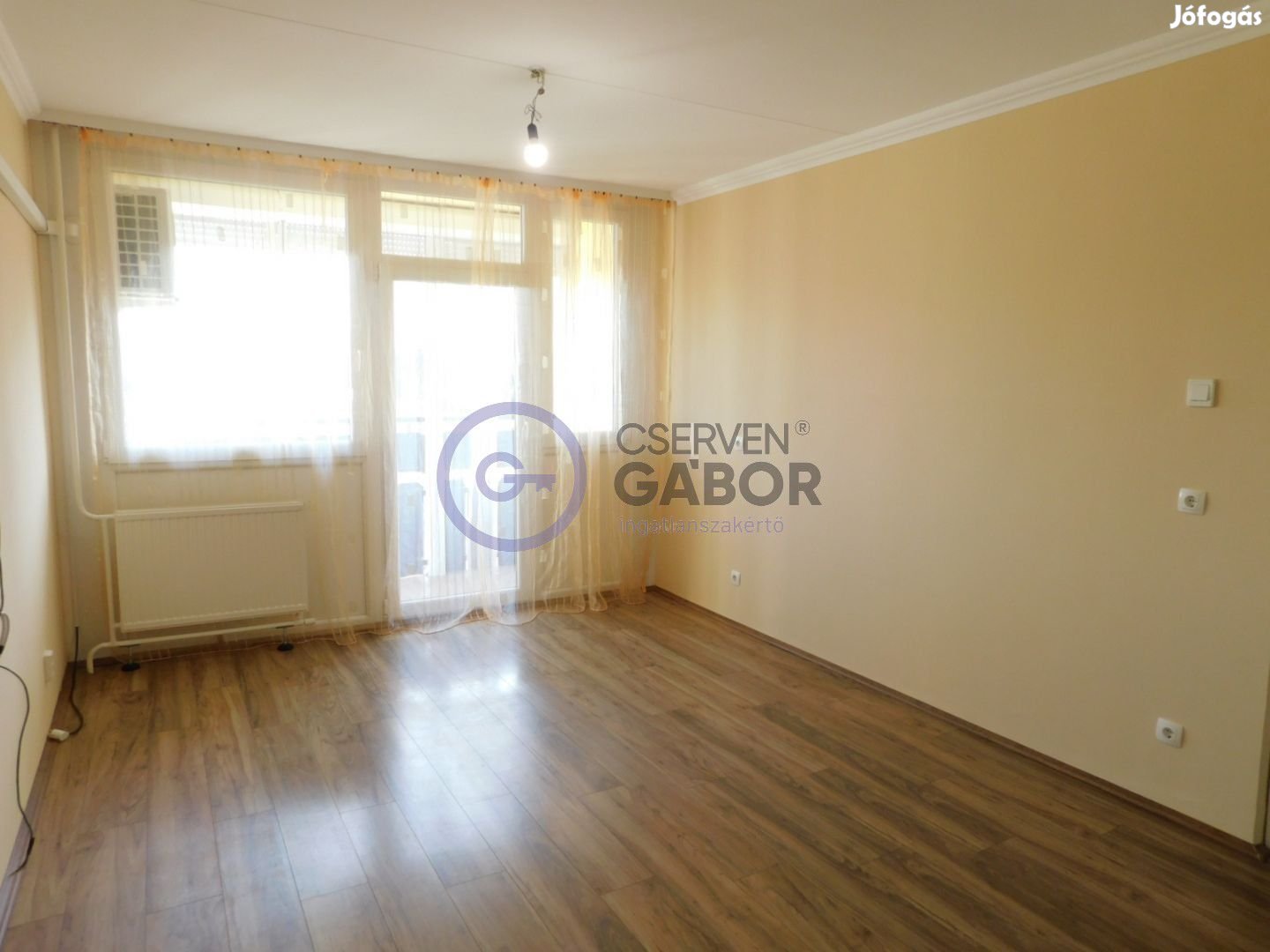 Kishegyesi úton, 61 m2-es, 2. emeleti, étkezőkonyhás lakás