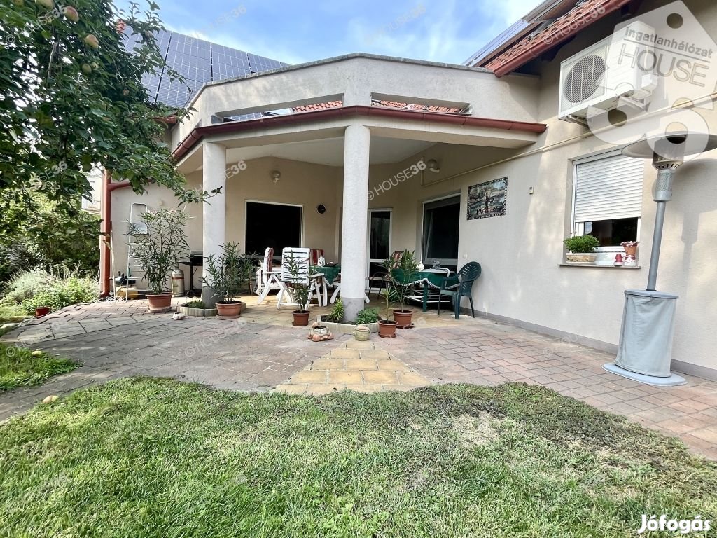 Kiskunfélegyházai 204 nm-es ház eladó