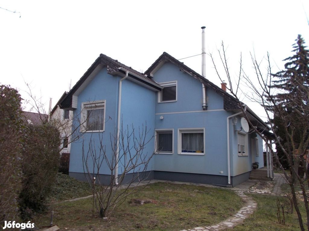 Kiskunlacháza, Dunapart utca, 140 m2-es, családi ház, 3 szobás