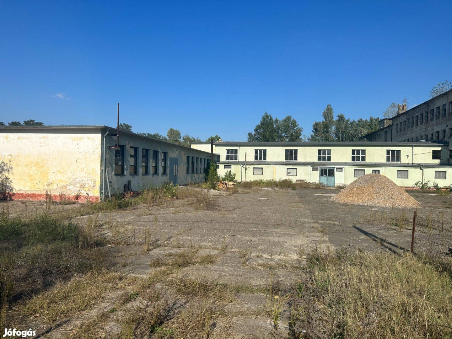 Kiskunmajsán ipari ingatlan eladó
