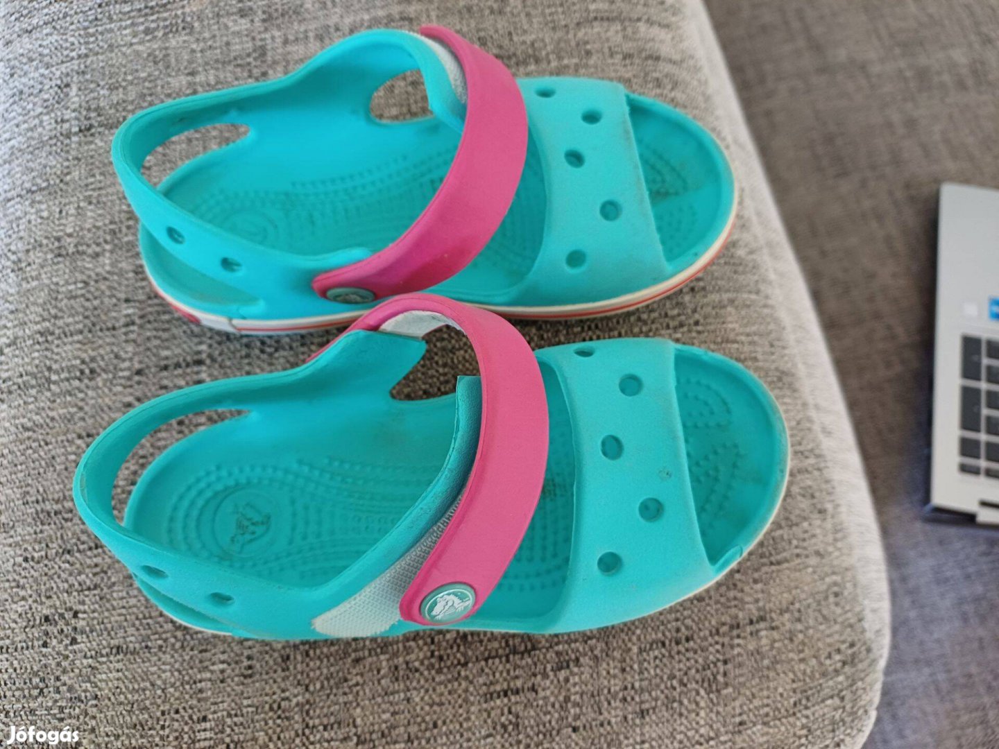 Kislány Crocs szandál eladó