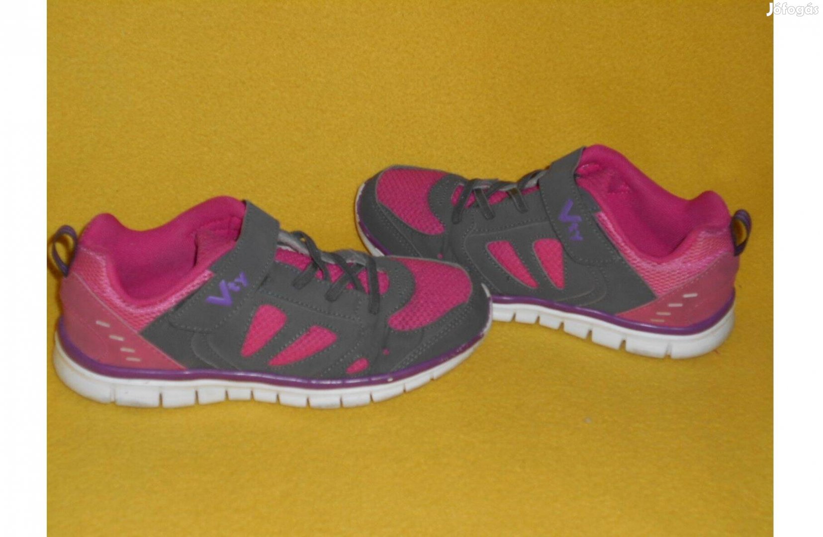 Kislány cipő, 34 - es, vagány: pink- szürke. Vty márka- féláron