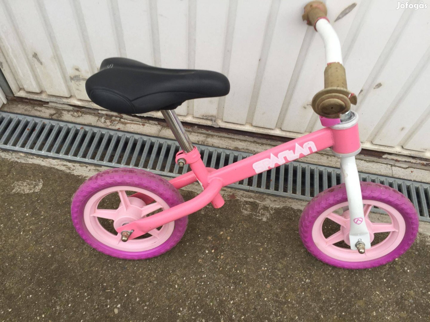Kislány futóbicikli használt