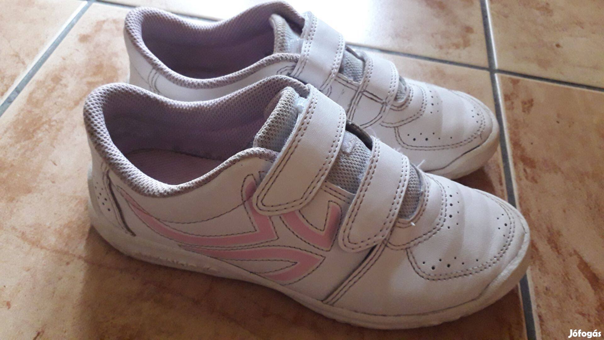 Kislány könnyű, kényelmes sportcipő 35 méret keveset