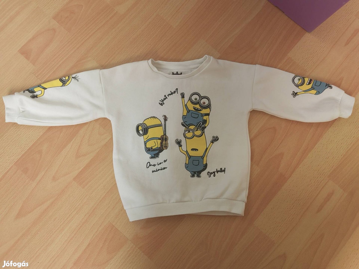 Kislány minions pulóver 98