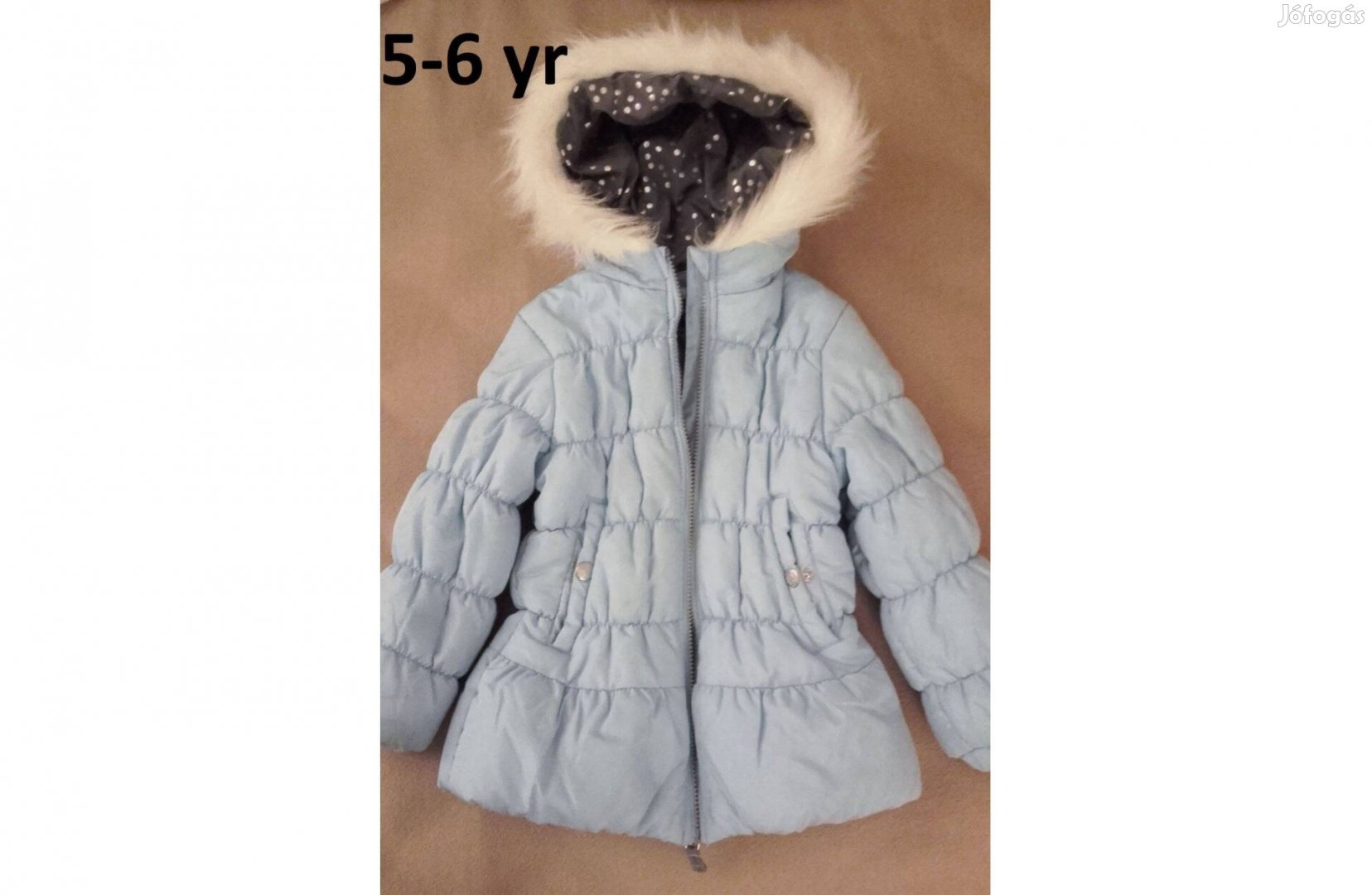 Kislány télidzseki, Carters, 5-6 év