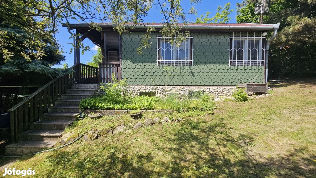 Kismaros, Jánosegy dűlő, 30 m2-es, üdülő, 1 szobás, jó állapotú