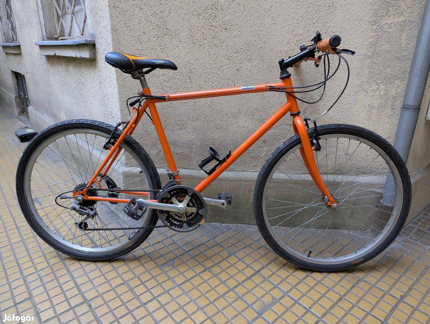 Kisméretű MTB fiú kerékpár olcsón eladó!
