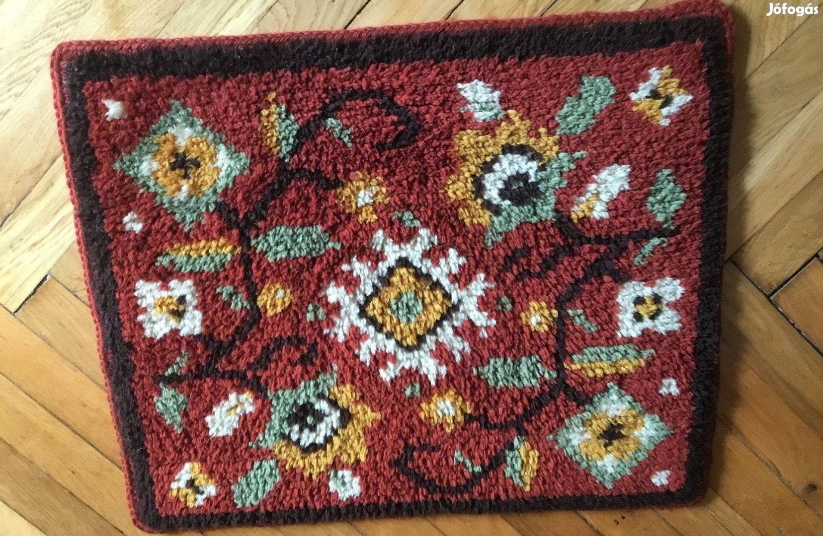 Kisméretű gyapjú szőnyeg - hibátlan állapotú