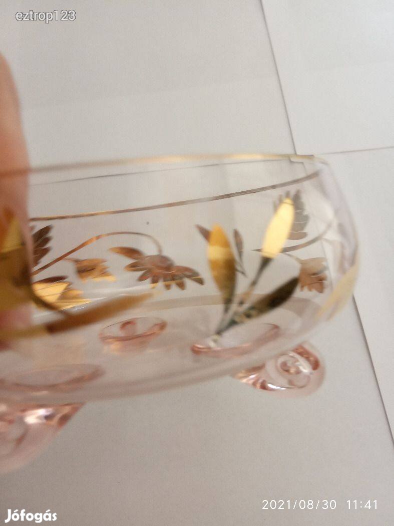 Kisméretű rózsa-arany üveg tálka/kínáló