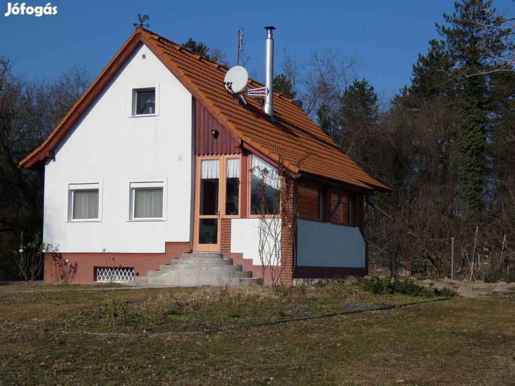 Kisoroszi, Kisoroszi, 129 m2-es, családi ház, 2+2 félszobás