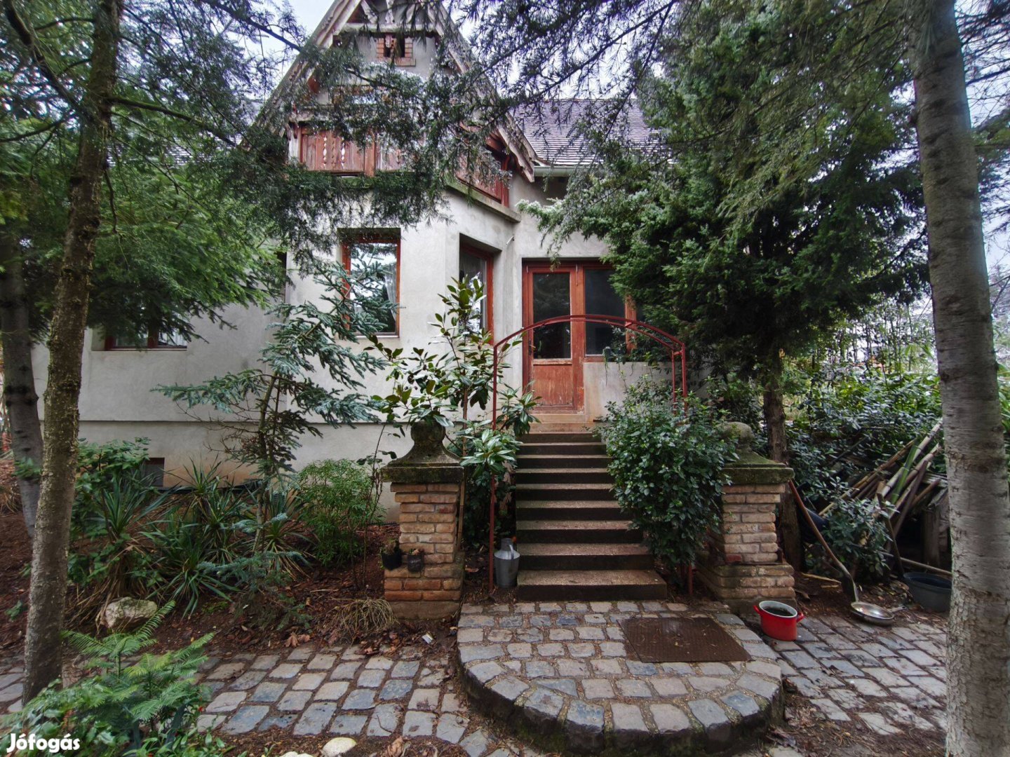 Kistarcsai családi ház eladó