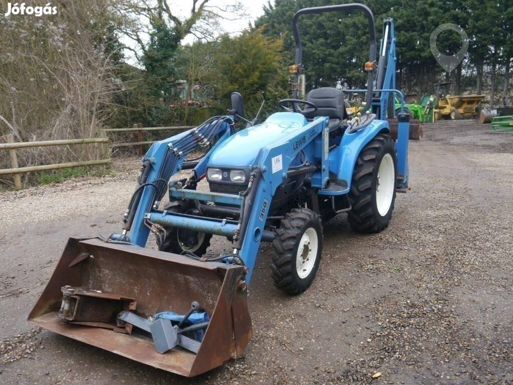 Kistraktor New Holland TC27D