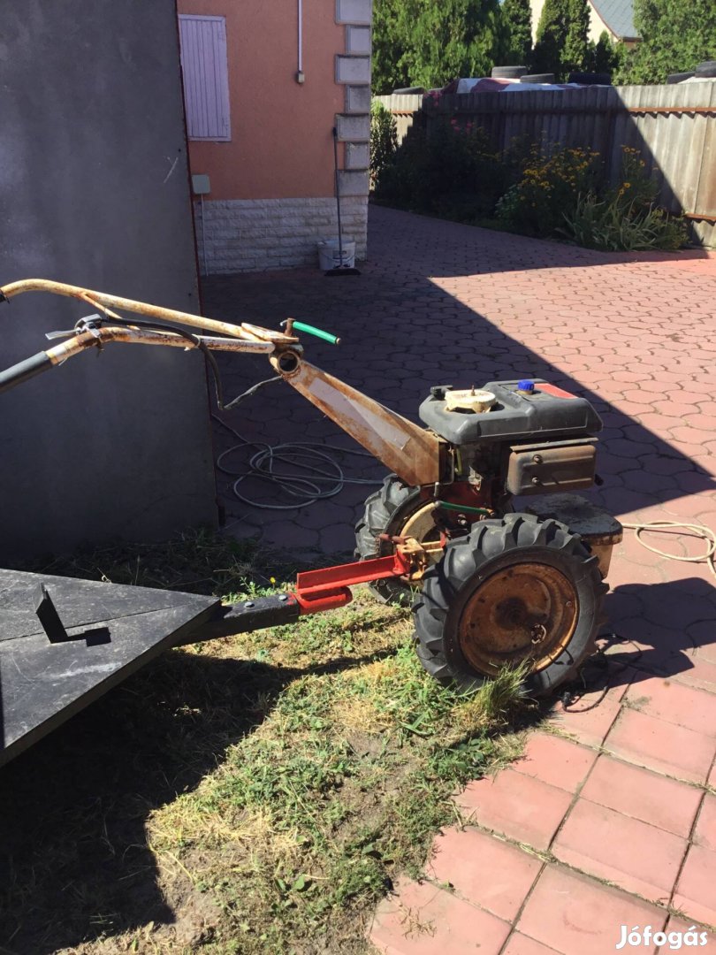 Kistraktor eladó