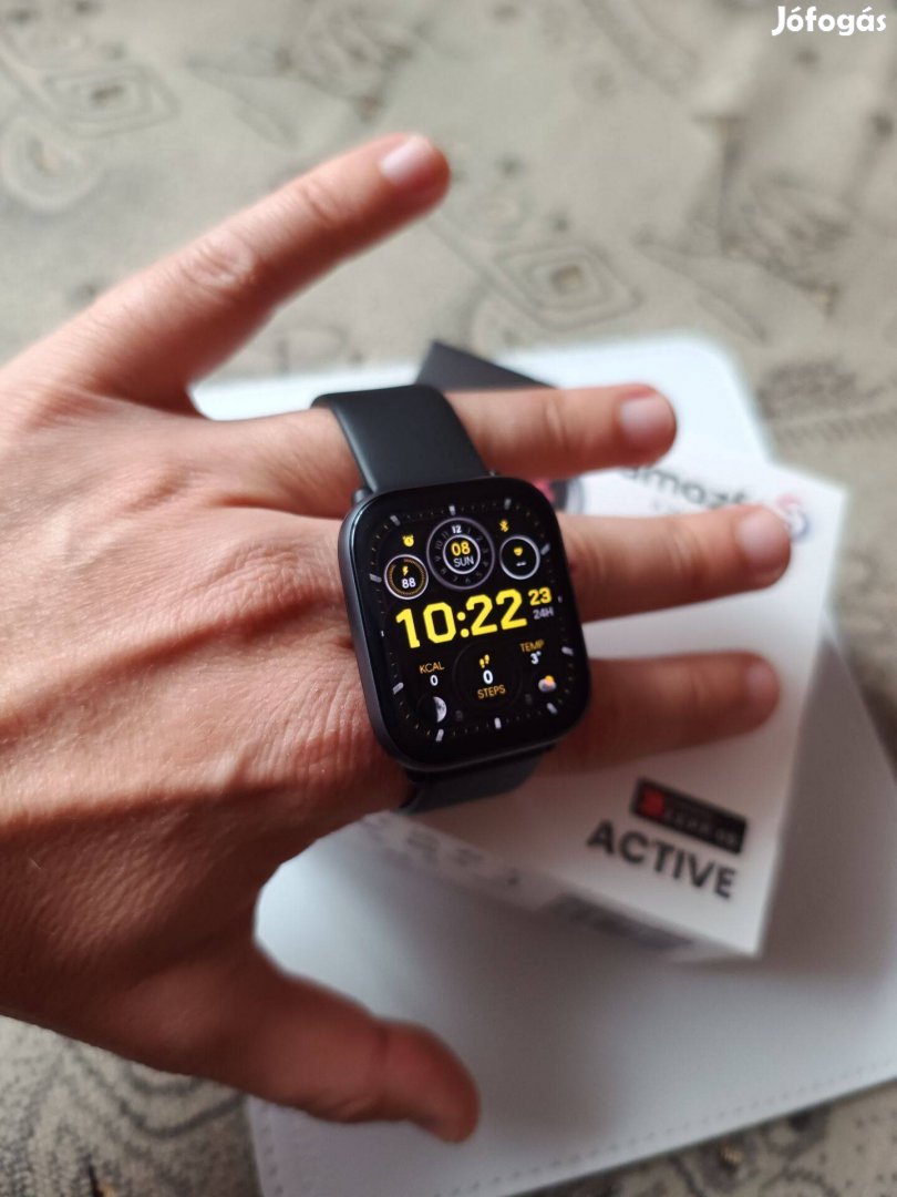 Kitűnő állapotú Amazfit Active (ajándék szövet szíjjal)