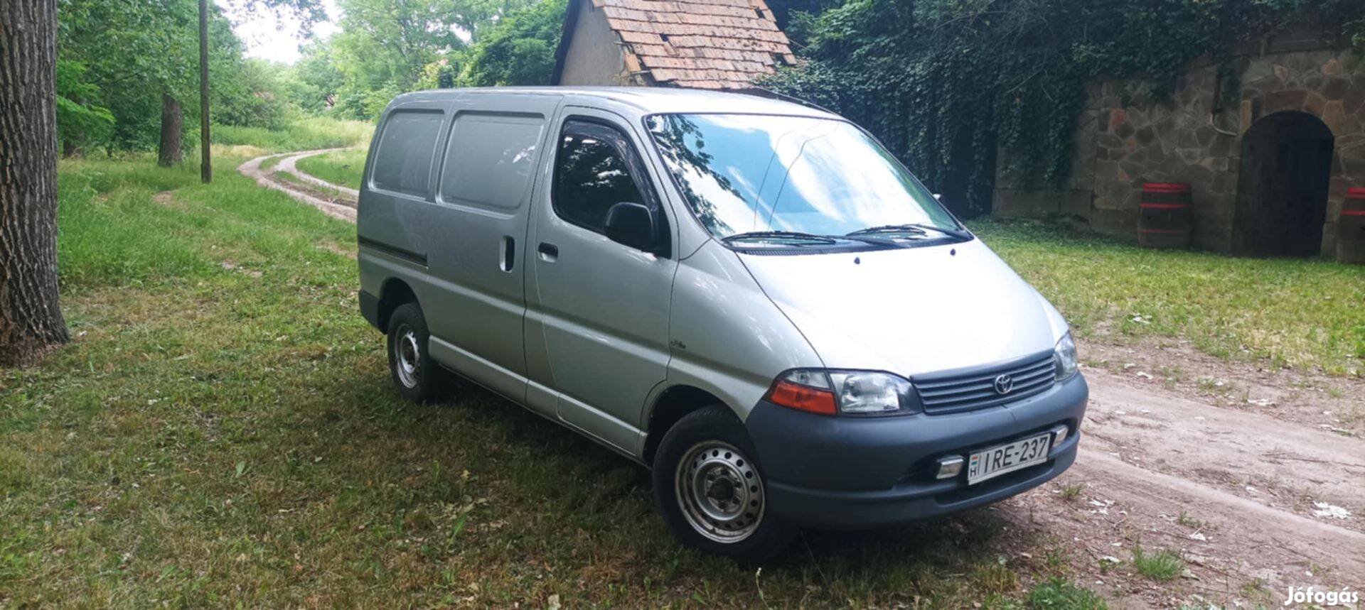Kitünő állapotú Toyota Hiace eladó!