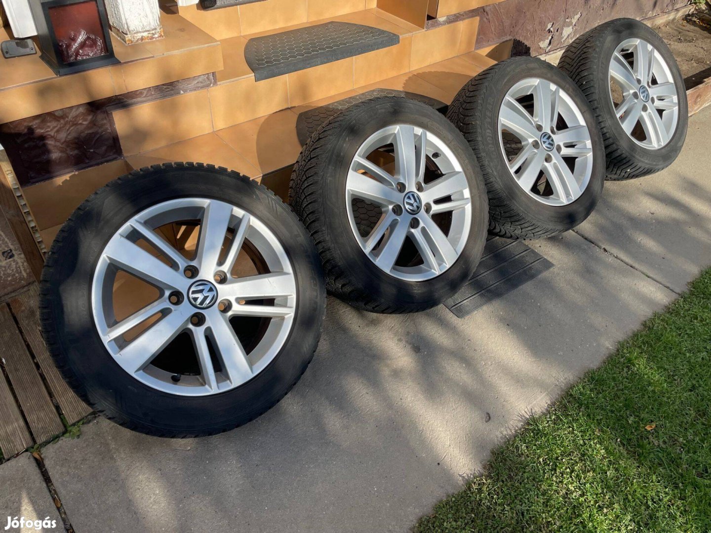 Kitűnő téli szett 16" méretben 5x112 osztóra VW-ről