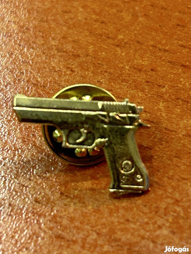 Kitűző Aranyozott Jericho 941