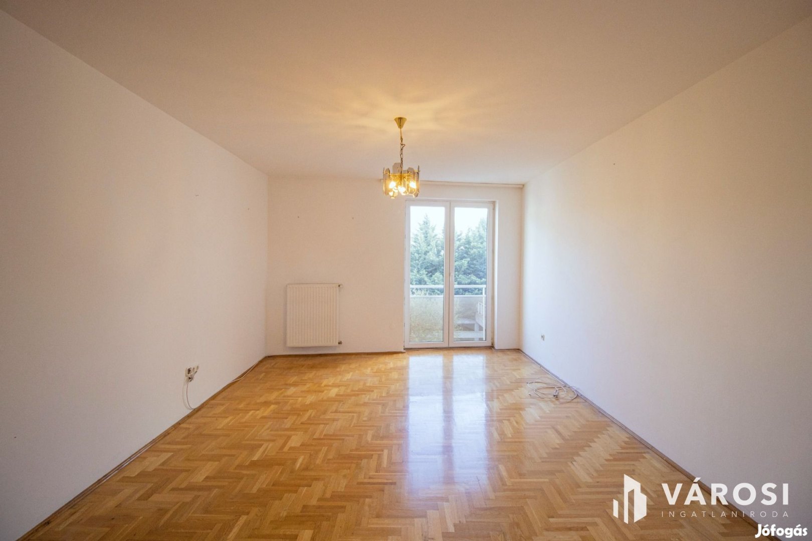 Kiváló lehetőség irodának, lakásnak Győr Baross híd lábánál