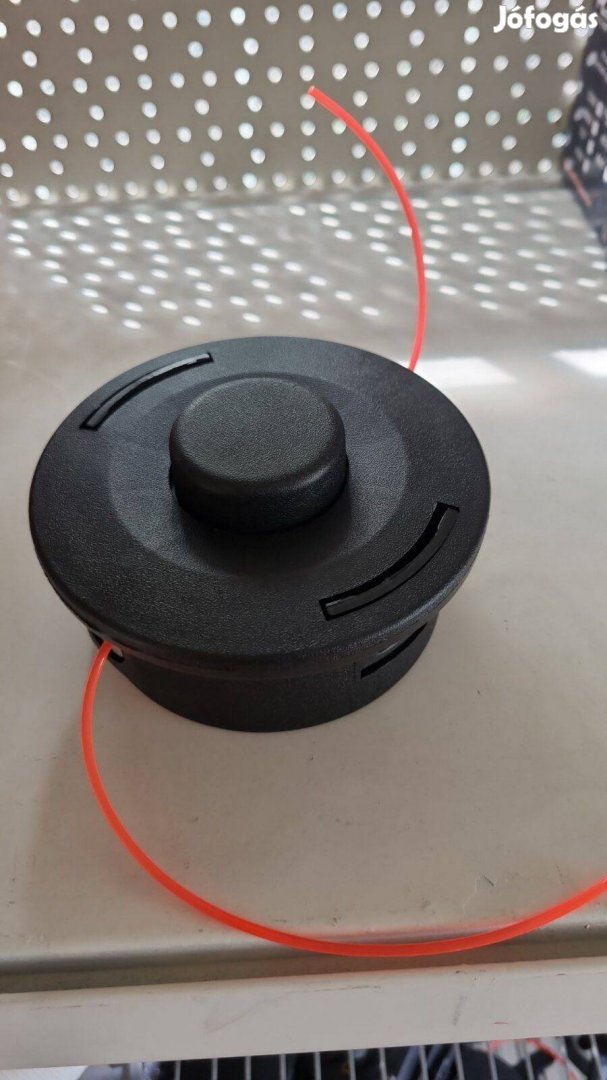 Kiváló minőségű damil fej 10x1,25-ös menetemelkedéssel,