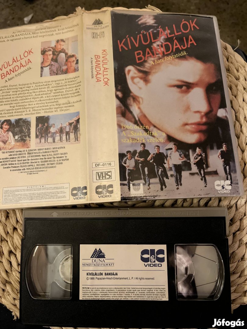 Kivülállók bandája vhs