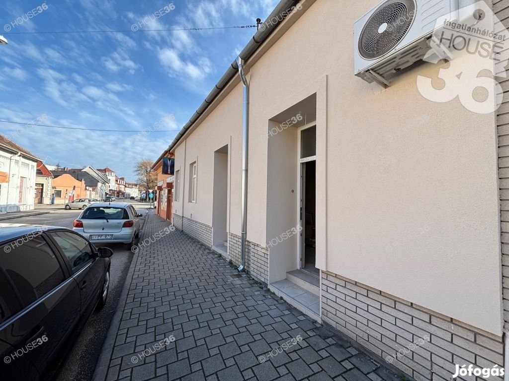 Kizárólag a HOUSE36 kínálatában, belvárosi üzlethelyiség eladó!