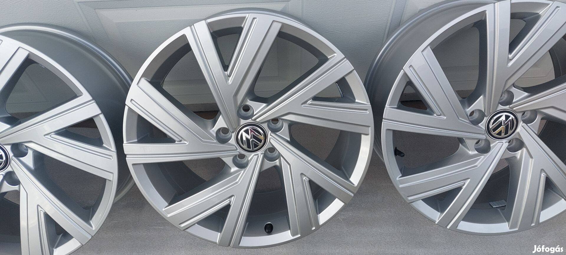 Kkk Gyári 18" VW Golf VIII. GTI /Bergamo/ alufelni 5x112